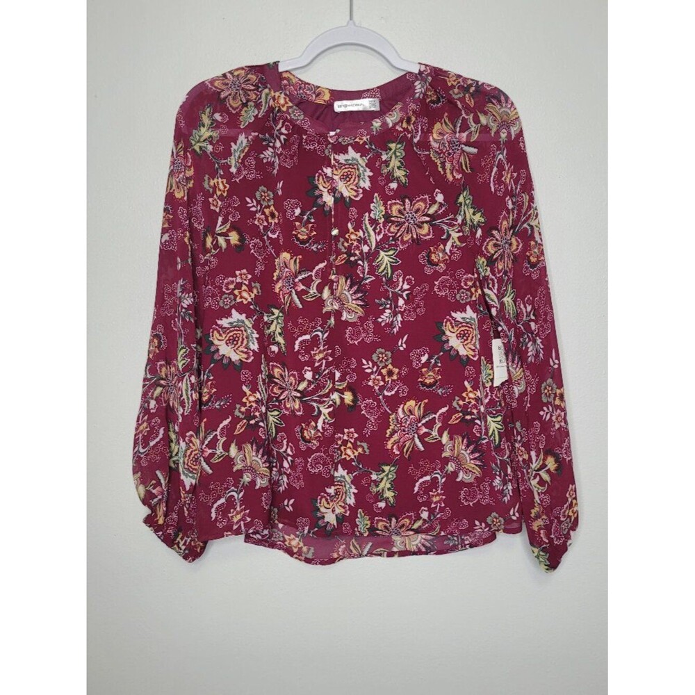 8th & Madison maroon floral long sleeve cute partial button pop over top XS NWT